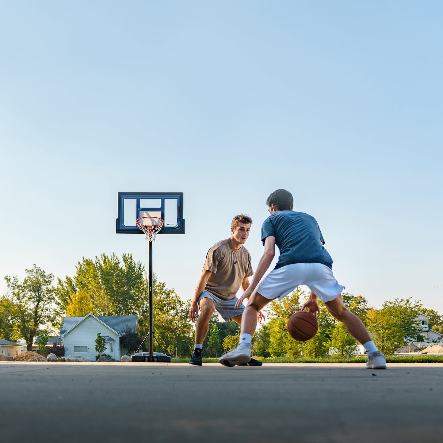 Lifetime Adjustable Portable Basketball Hoop (50-Inch Polycarbonate)