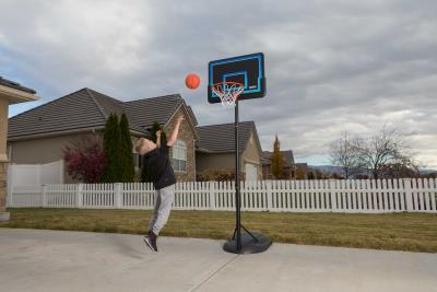 Lifetime Adjustable Youth Portable Basketball Hoop (32-Inch Impact)